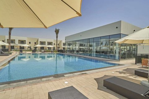 Complex rezidențial SAMA TOWNHOUSES în Town Square, Dubai, EAU №61578 - poză 4