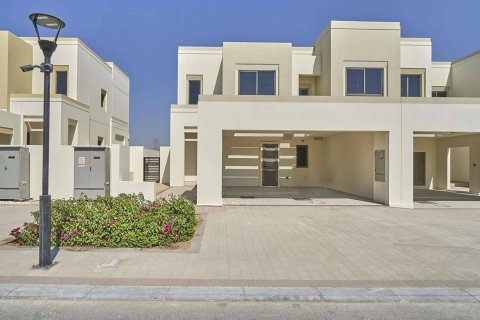 Complex rezidențial SAMA TOWNHOUSES în Town Square, Dubai, EAU №61578 - poză 2