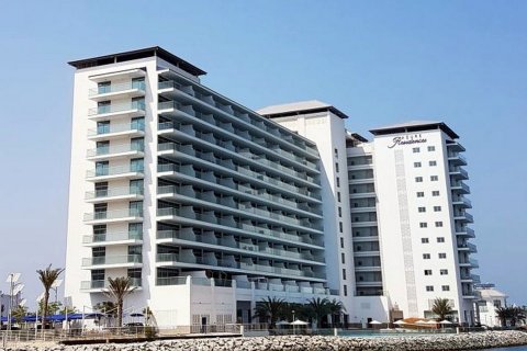 Complex rezidențial AZURE RESIDENCES în Palm Jumeirah, Dubai, EAU №67515 - poză 2