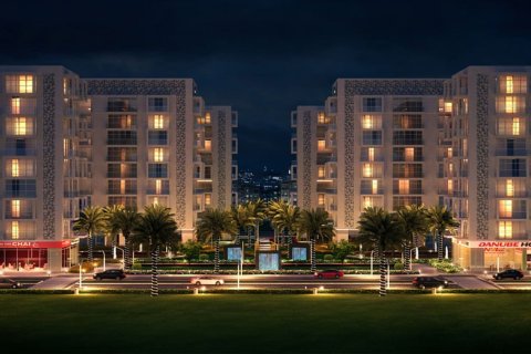 Complex rezidențial GLITZ RESIDENCE în Dubai Studio City, Dubai, EAU №65213 - poză 2