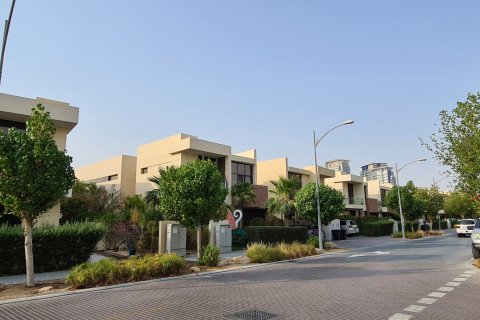 Complex rezidențial BROOKFIELD în Dubai, EAU №77670 - poză 1