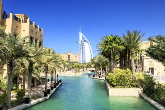Строительство эксклюзивного жилого проекта Madinat Jumeirah Living в Дубае продвигается по плану