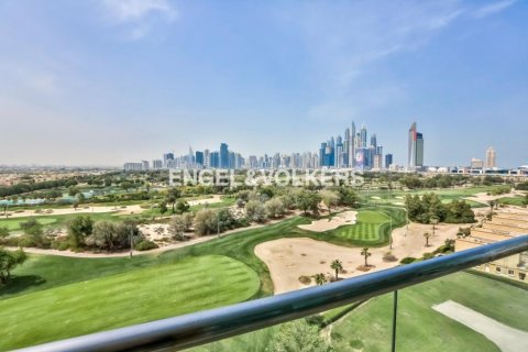 Снять в аренду квартиру в The Views, Дубай, ОАЭ 2 спальни, 136.57м2, № 27793 - фото 1