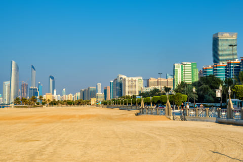В Абу-Даби отмечается рост интереса к семейным виллам и стабилизация цен на квартиры