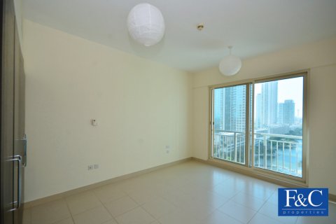 Снять в аренду квартиру в The Views, Дубай, ОАЭ 2 спальни, 136м2, № 45401 - фото 1