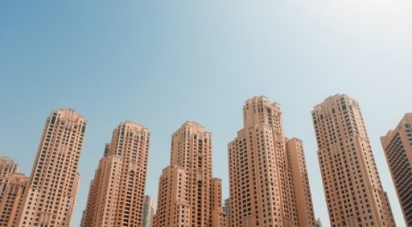 Объем жилья, переданного собственникам в Дубае, в 2021 году достигнет десятилетнего максимума