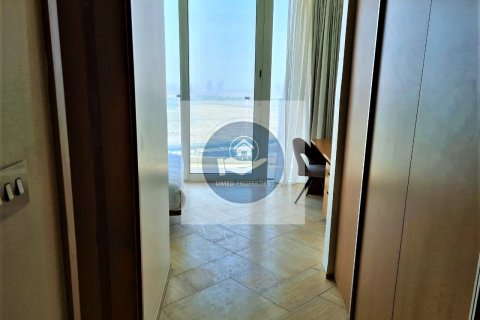 Купить квартиру в Джумейра Вилладж Серкл, Дубай, ОАЭ 6 комнат, 511м2, № 53957 - фото 2