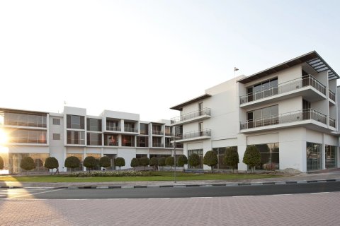Жилой комплекс в Аль-Сафа, Дубай, ОАЭ - фото 1