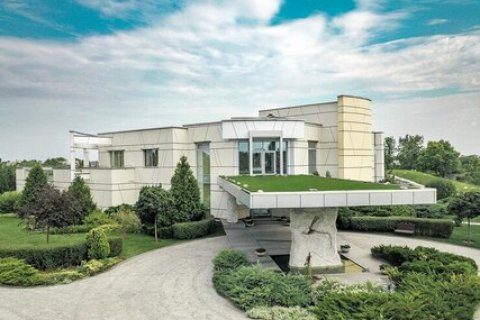 Объем сделок с недвижимостью в Шардже достиг самого высокого уровня за последние четыре года