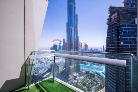 Купить квартиру в Даунтаун Дубай (Даунтаун Бурдж Дубай), ОАЭ 3 спальни, 178м2, № 78338 - фото 1