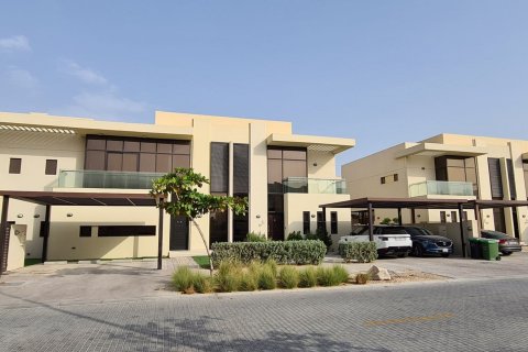 Жилой комплекс в Дубай, ОАЭ - фото 12