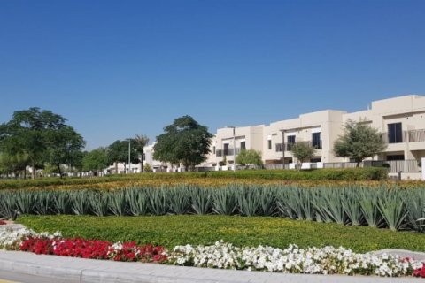 Radový dom v Town Square, Dubai, SAE 4 spálne, 196.58 m2 č. 7847 - Fotografia 14