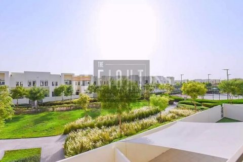 Vila v Reem, Dubai, SAE 3 spálne, 281 m2 č. 55031 - Fotografia 1