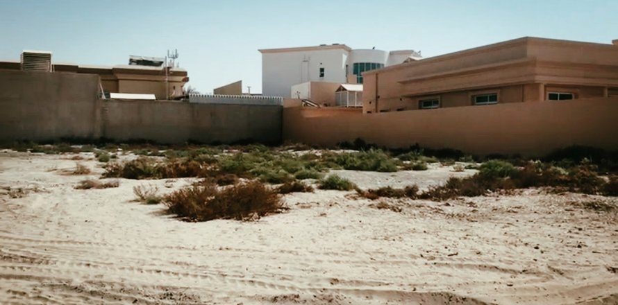Pozemok v Al Mizhar, Dubai, SAE 1393.54 m2 č. 55219