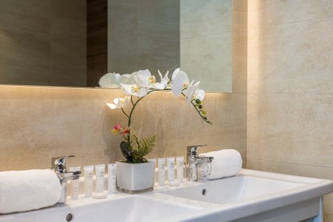 Apartmán v NO.9 TOWER v Dubai Marina, SAE 2 spálne, 108 m2 č. 65288 - Fotografia 7