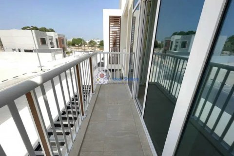Vila u Al Furjan, Dubai, UAE 4 spavaćih soba, 236 m2 Br. 50147 - fotografija 1
