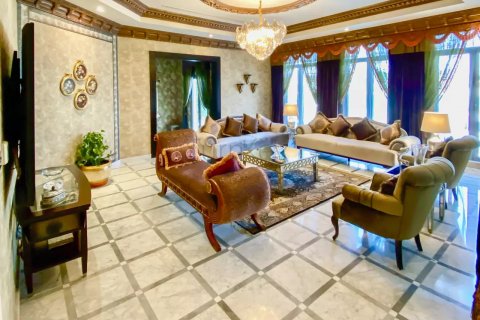 Vila u Palm Jumeirah, Dubai, UAE 6 spavaćih soba, 650 m2 Br. 50263 - fotografija 11