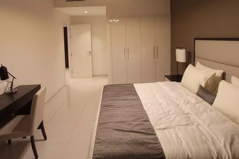 Apartman u TOWER 108 u Jumeirah Village Circle, Dubai, UAE 3 spavaćih soba, 166 m2 Br. 47418 - fotografija 2