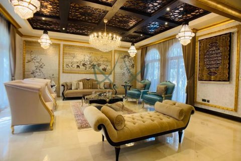 Vila u Al Barari, Dubai, UAE 6 spavaćih soba, 771 m2 Br. 76226 - fotografija 1