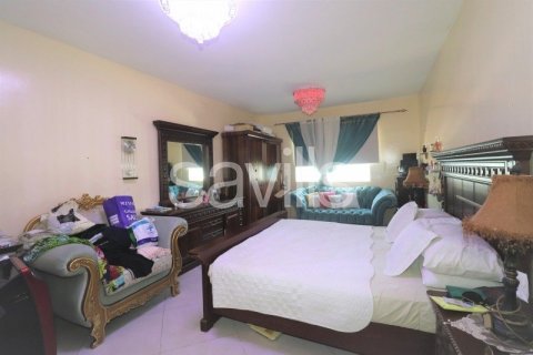 Apartman u Al Khan, Sharjah, UAE 3 spavaćih soba, 246.7 m2 Br. 76051 - fotografija 18