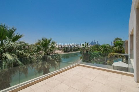 Villa till försäljning i Emirates Hills, Dubai, UAE 6 sovrum, 1114.83 kvm Nr. 18424 - fotografi 26