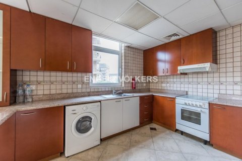 Lägenhet till försäljning i Motor City, Dubai, UAE 3 sovrum, 179.49 kvm Nr. 20970 - fotografi 6