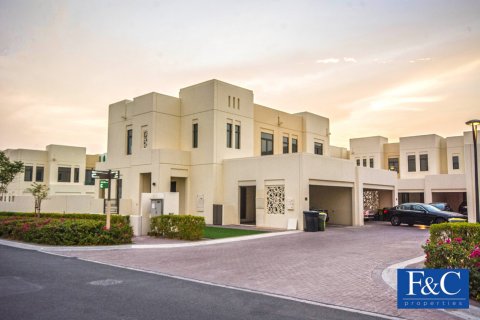 Villa uthyres i Reem, Dubai, UAE 3 sovrum, 307.2 kvm Nr. 44851 - fotografi 3