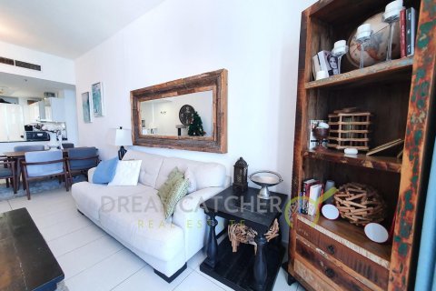 Lägenhet till försäljning i Palm Jumeirah, Dubai, UAE 2 sovrum, 137.03 kvm Nr. 49927 - fotografi 12