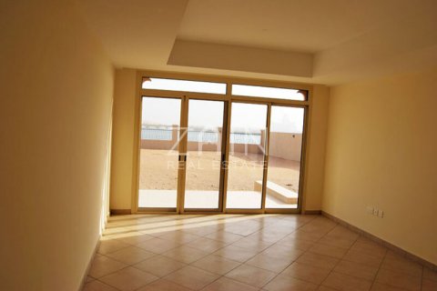 Villa till försäljning i Al Hamra Village, Ras Al Khaimah, UAE 5 sovrum, 507 kvm Nr. 51489 - fotografi 8