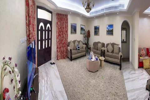 Villa till försäljning i Bur Dubai, Dubai, UAE 6 sovrum, 843 kvm Nr. 56207 - fotografi 11