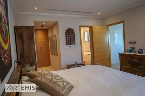 Villa till försäljning i Jumeirah Park, Dubai, UAE 3 sovrum, 285 kvm Nr. 54917 - fotografi 3