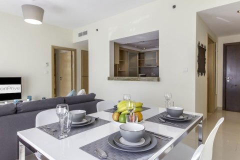 Lägenhet till försäljning i Business Bay, Dubai, UAE 3 sovrum, 210 kvm Nr. 65294 - fotografi 1