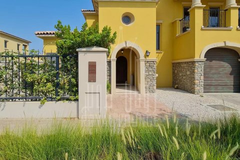 Villa till försäljning i Saadiyat Island, Abu Dhabi, UAE 5 sovrum, 542 kvm Nr. 74988 - fotografi 3