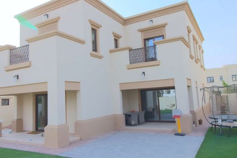 Byggprojekt YASMIN VILLAS i Arabian Ranches 2, Dubai, UAE Nr. 65204 - fotografi 7