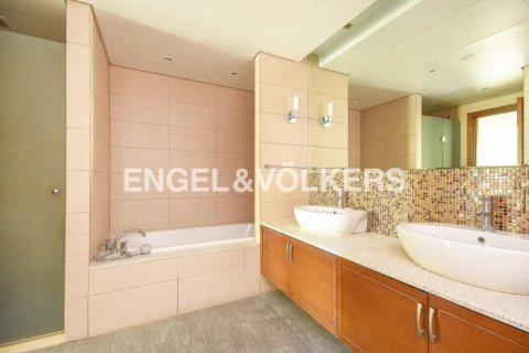 Palm Jumeirah, Dubai, BAE’de satılık daire 2 yatak odası, 189.71 m&sup2; No 21722 - fotoğraf 15