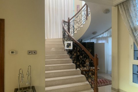 Dubai, BAE’de satılık вилла 5 yatak odası, 529.5 m&sup2; No 54930 - fotoğraf 7
