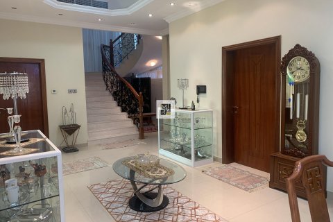 Dubai, BAE’de satılık вилла 5 yatak odası, 529.5 m&sup2; No 54930 - fotoğraf 15