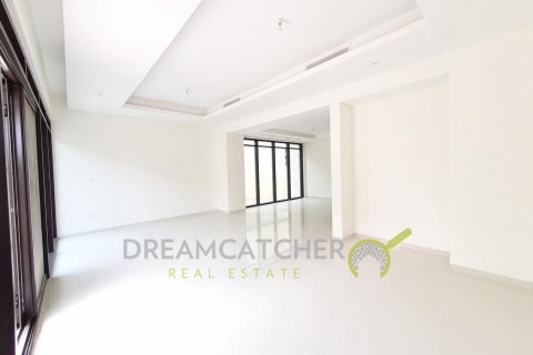 Dubai, BAE’de satılık townhouse 4 yatak odası, 323.95 m&sup2; No 81100 - fotoğraf 2