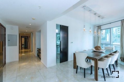 Купити квартиру в Даунтаун Дубай (Даунтаун Бурдж Дубай), ОАЕ 3 спальні, 241.6м2, № 44682 - фото 8