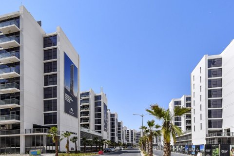 Житловий комплекс GOLF TOWN в Дубай, ОАЕ № 46855 - фото 2