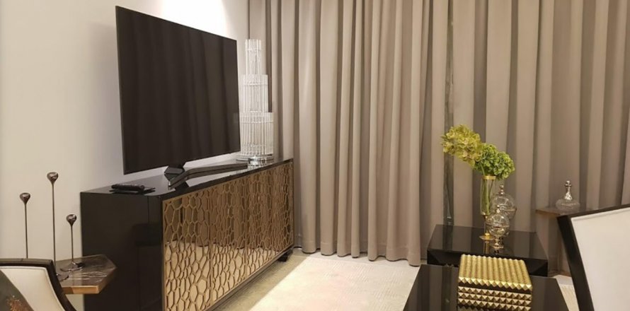 Квартира в PARAMOUNT TOWER HOTEL & RESIDENCES в Бизнес-Бэй, Дубай, ОАЕ 1 кімната, 48м2 № 47229