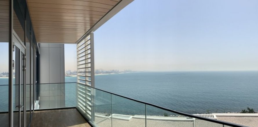 Apartment in Dubai, UAE 1 bedroom, 100 sq.m. № 1753