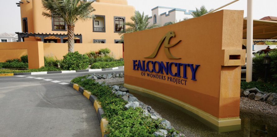 Villa in Falcon City of Wonders, Dubai, UAE 5 bedrooms, 650 sq.m. № 1666