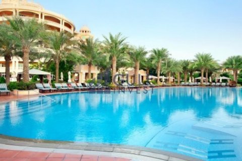 Penthouse in Palm Jumeirah, Dubai, UAE 3 bedrooms, 816 sq.m. № 1793 - photo 14