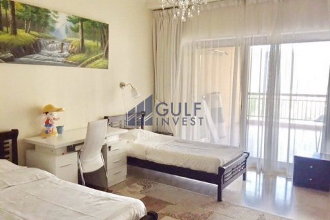 Apartment in Palm Jumeirah, Dubai, UAE 2 bedrooms, 185.3 sq.m. № 2224 - photo 6