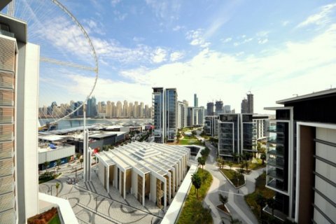 Apartment in Dubai, UAE 4 bedrooms, 270 sq.m. № 1404 - photo 4