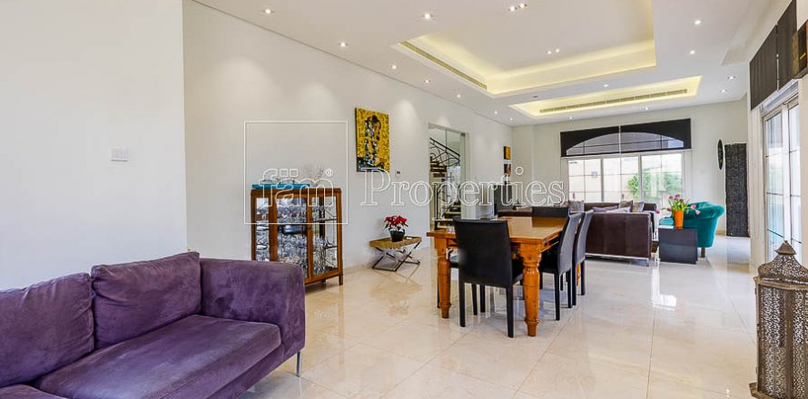 Villa in Dubai Land, Dubai, UAE 4 bedrooms, 557.4 sq.m. № 5037