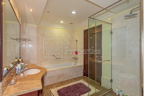 Apartment in Palm Jumeirah, Dubai, UAE 2 bedrooms, 204 sq.m. № 4289 - photo 13
