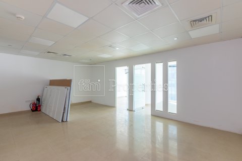 Office in Business Bay, Dubai, UAE 90.4 sq.m. № 5271 - photo 1