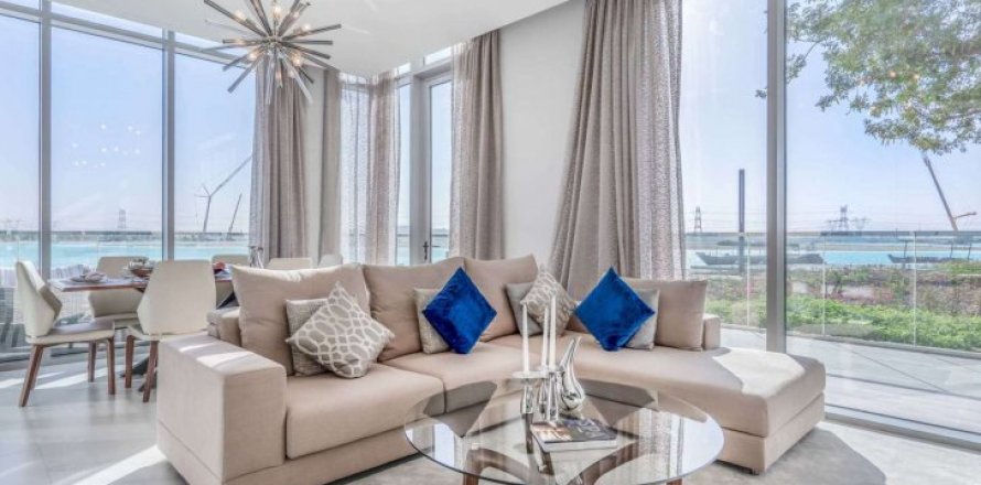 Apartment in Mohammed Bin Rashid City, Dubai, UAE 2 bedrooms, 109 sq.m. № 6648